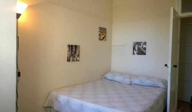 Te Huur Kamer Zoutmanstraat In Den Haag, Huizen en Kamers, Kamers te huur, Minder dan 20 m², Den Haag