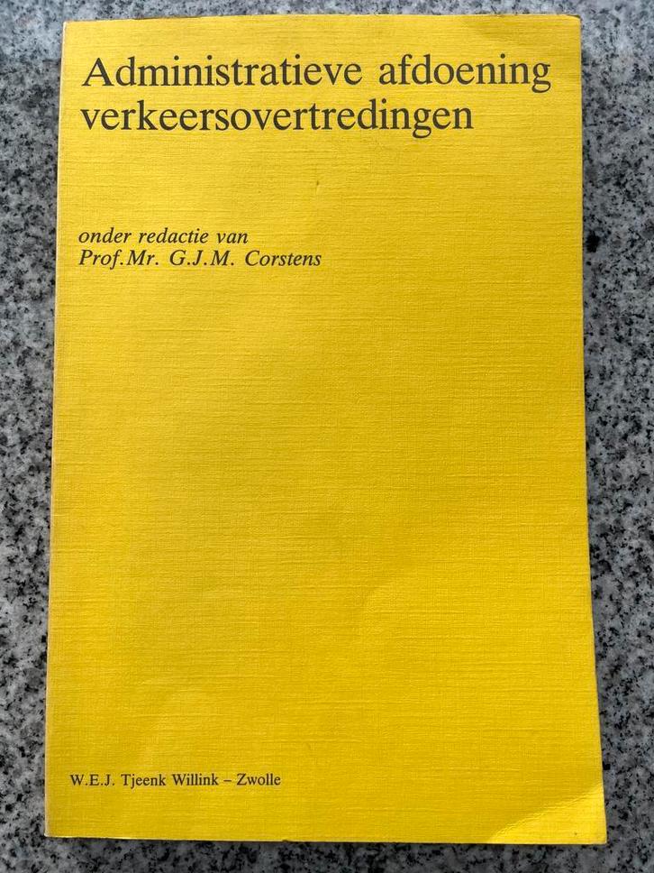 Administratieve afdoening verkeersovertredingen, Boeken, Politiek en Maatschappij, Juridisch en Recht, Nederland, Gelezen, Verzenden