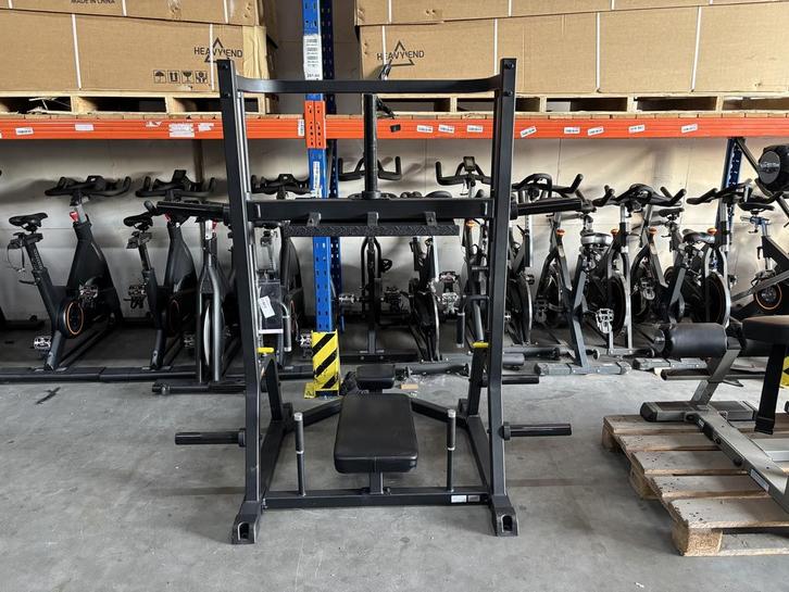 Taurus Vertical Leg Press IFP, Sport en Fitness, Fitnessapparatuur