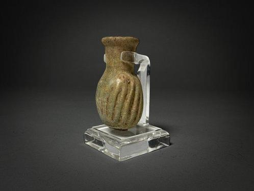Vanuit Jeruzalem, Oud-Romeins Glazen fles uit de 1e-3e eeuw, Sieraden, Tassen en Uiterlijk, Antieke sieraden