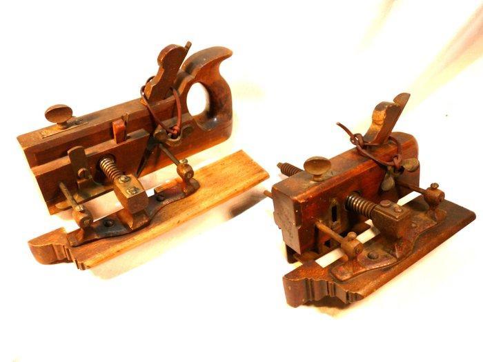 Beautiful, unique patent planes from England by D.KIMBERLEY, Antiek en Kunst, Antiek | Wandborden en Tegels
