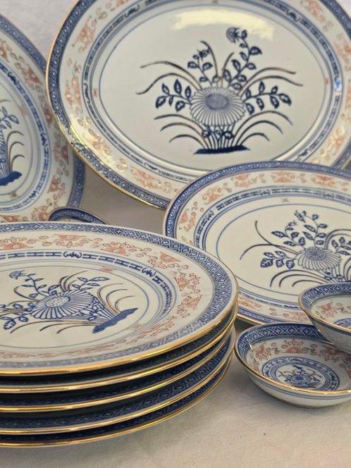 Véritable Porcelaine de Jingdezhen Chine - Tafelservies (22), Antiek en Kunst, Antiek | Meubels | Tafels