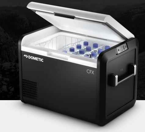 Draagbare Koel-/Vriesbox Met IJsmaker | 53 Liter | 45  x..., Zakelijke goederen, Horeca | Keukenapparatuur, Verzenden