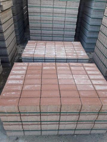 Betonklinker met deklaag 20x10x8 Oker met facet SP... beschikbaar voor biedingen