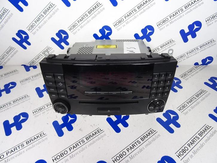 Radio/CD-speler A 209 870 0489 o.a: CLK-klasse w209, Auto-onderdelen, Elektronica en Kabels, Gebruikt, 3 maanden garantie, Mercedes-Benz