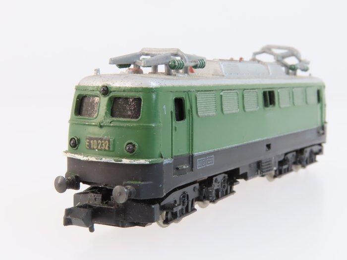 Arnold N - 0234 - Elektrische locomotief (1) - E10, groen -, Hobby en Vrije tijd, Modeltreinen | N-Spoor