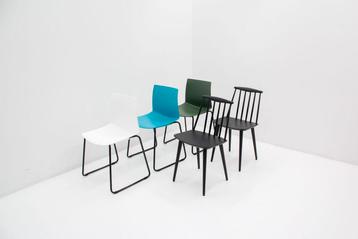 Kantinestoelen set beschikbaar voor biedingen