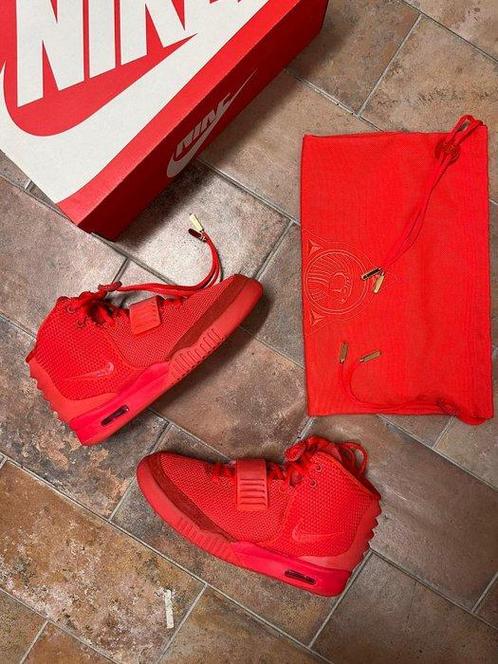 Jordan yeezy 2 red october hotsell