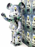Medicom Toy x Banksy - Be@rbrick 1000% (Riot cop) 2021, Antiek en Kunst, Kunst | Designobjecten