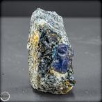 Natuurlijke grote saffierkristal auf Matrix - 250,75ct-, Verzamelen, Mineralen en Fossielen