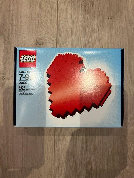 Lego - Employee Gift - 2009 - LEGO Heart - 2000-2010 -, Kinderen en Baby's, Speelgoed | Duplo en Lego
