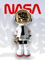 Don Tacci - Figuur - More Space - Gemengde media