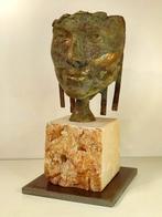 M.R. Arroyo - Fragmento del pasado