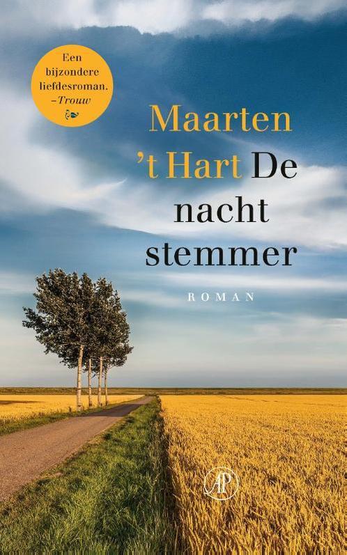 De nachtstemmer 9789029542548 Maarten t Hart, Boeken, Romans, Gelezen, Verzenden