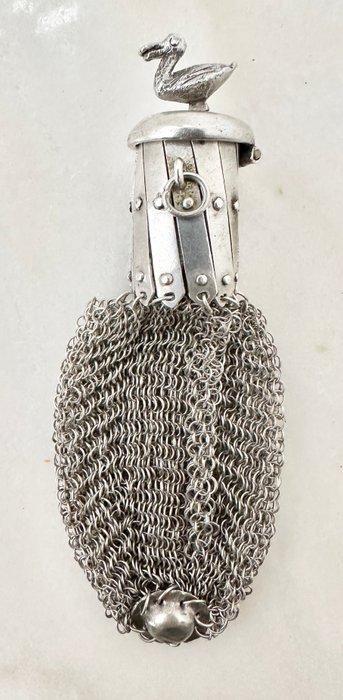 Beeldje - Coin purse with bird - Echt zilver, Antiek en Kunst, Antiek | Goud en Zilver