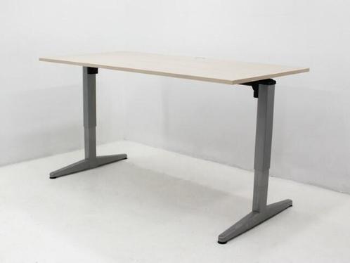 Bureau Ahrend Four Two - 160x80cm (bxd) - gekalkt eiken-, Huis en Inrichting, Bureaus, Gebruikt, Ophalen of Verzenden