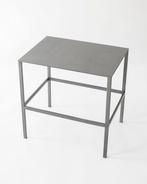 Ros Khavro - Salontafel - Staal - 50x51x37cm, Antiek en Kunst, Kunst | Designobjecten