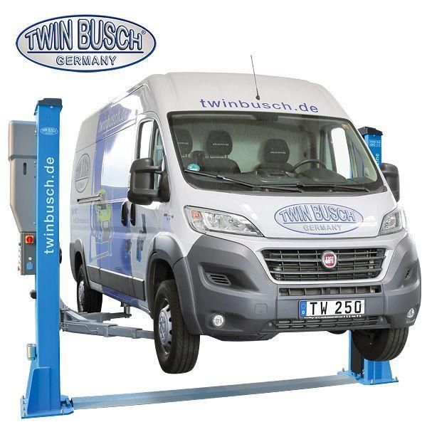 Zware 2 Koloms Hefbrug 5Ton 400V Heavy Line Duits Fabricaat, Zakelijke goederen, Machines en Bouw | Industrie en Techniek, Ophalen of Verzenden