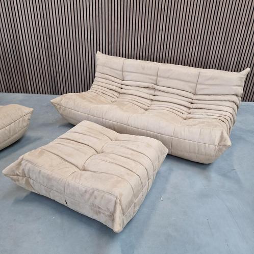 Ligne Roset Togo Set - Beige, Huis en Inrichting, Fauteuils, Zo goed als nieuw