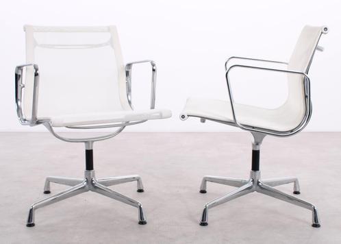 Vitra Eames Aluminium Chair EA108, Zakelijke goederen, Kantoor en Winkelinrichting | Kantoormeubilair en Inrichting, Overige typen
