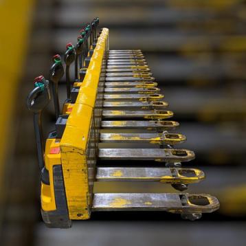 Partij palletwagens EJE 220 diverse Jungheinrich beschikbaar voor biedingen