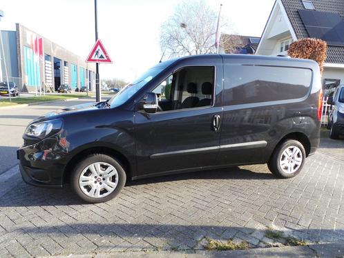 Fiat Dobló Cargo 1.3 MJ L1H1 SX, Auto's, Bestelauto's, Lease, Zwart, Handgeschakeld, Overige kleuren, Financial lease, Stof, Diesel