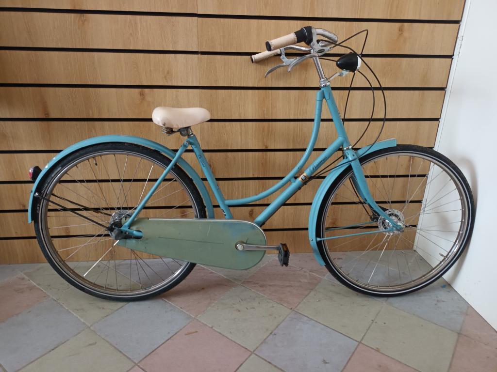 Specifiek Broers en zussen bellen ≥ Batavus Old Dutch : Oma fiets met 3 versnellingen — Fietsen | Dames |  Damesfietsen — Marktplaats