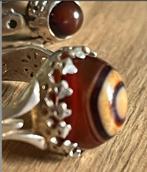 6 zilveren ringen en agaat, islamitische kunst, kalligrafie