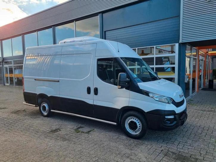 Iveco Daily 35S14 Kuhlwagen -20 Standby 230V/ CNG/ Erdgas, Auto's, Bestelauto's, Onderhoudsboekje, Lease, Zwart, Handgeschakeld