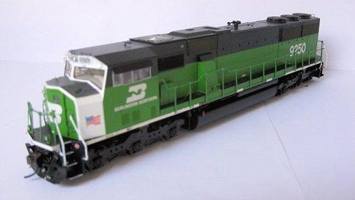 genisis H0 - G98020 - Diesellocomotief (1) - SD60M #9250 DCC, Hobby en Vrije tijd, Modeltreinen | H0