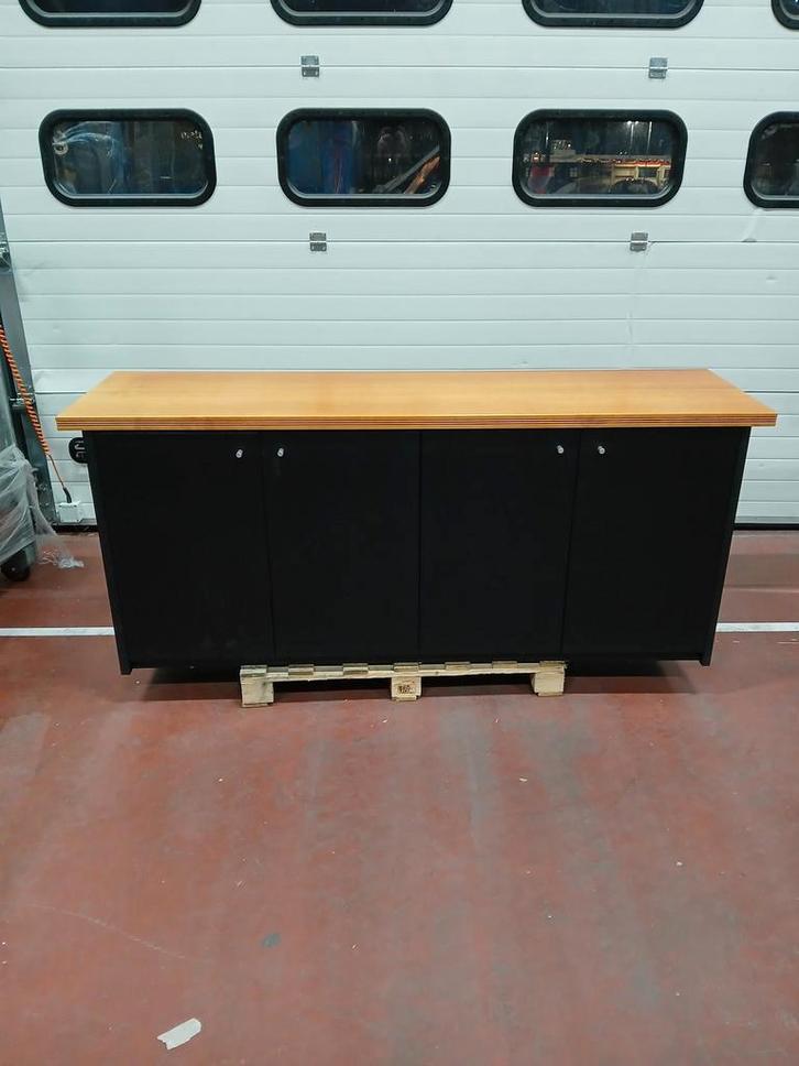 Dressoir, zwart / gelakt multiplex blad, 190 x 53 x 80 cm, Diversen, Overige Diversen, Ophalen