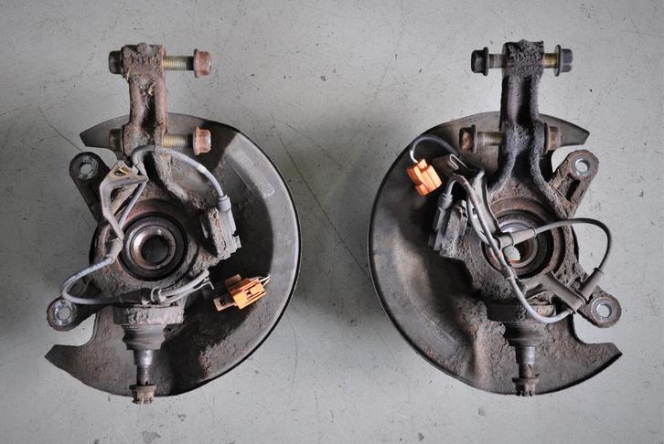 Fuseelichamen met ABS sensor Honda Civic Coupé 01-05, Auto-onderdelen, Ophanging en Onderstel, Gebruikt, Honda, Ophalen of Verzenden