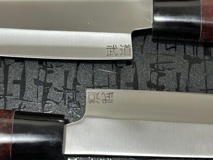Santoku - Keukenmes - Chefs knife - Gehamerde speciale D2, Antiek en Kunst, Antiek | Keukenbenodigdheden