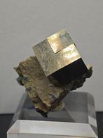 Pyriet kubus Exemplaar- 91.69 g, Verzamelen, Mineralen en Fossielen