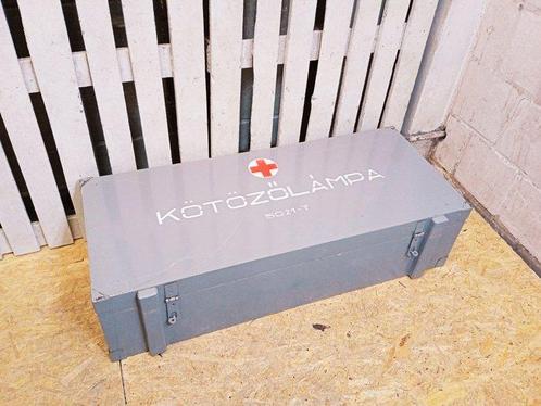 Krat - Grote militaire koffer - Hout, Staal, Antiek en Kunst, Antiek | Wandborden en Tegels