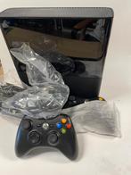 Zwarte Xbox 360 Elite (250 gb) & 2 controllers, Nieuw, Ophalen of Verzenden