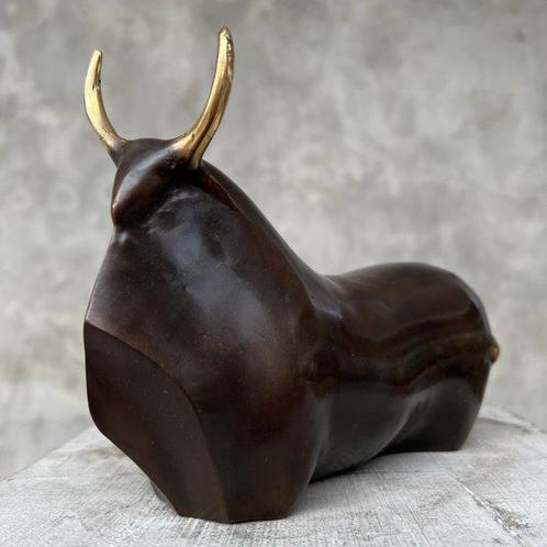 Beeld, FREE SHIPPING EU MAINLAND - Abstract Buffalo, Bronze, Antiek en Kunst, Kunst | Designobjecten