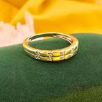 Gouden ring met diamant | 0,01 ct. (geelgoud, dames sieraad), Gebruikt, Overige kleuren, Ophalen of Verzenden, 17 tot 18