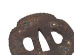 Tsuba paar zwaardbeschermer met pruimenbloesem inlegwerk -