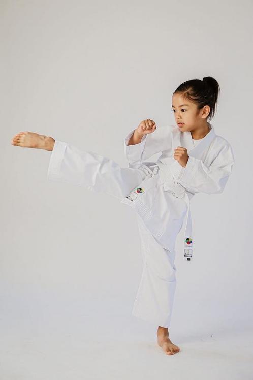 Arawaza Lightweight karatepak SL | WKF | Wit (Maat: 170), Sport en Fitness, Vechtsporten en Zelfverdediging, Vechtsportpak, Nieuw