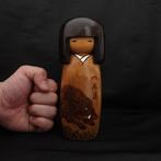 Uniek ontwerp Sosaku Kokeshi  / kokeshi pop - Hout -