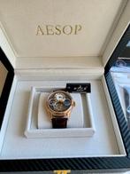 AESOP - Tourbillon ref. 7017 pearl shell GMT dual time zone, Nieuw