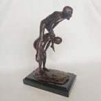 Arthur George Walker (1861 -1939) - sculptuur, The