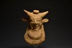 Oud-Grieks, Archaïsche Periode Terracotta Theomorphe Valse
