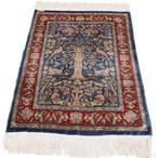 Silk Hereke Signed Carpet with Mehrab Design - Pure Luxe ~1, Huis en Inrichting, Stoffering | Tapijten en Kleden, Nieuw