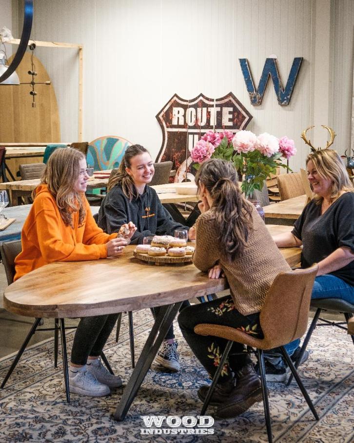 eikenhouten eettafels op maat gemaakt uit eigen werkplaats, Huis en Inrichting, Tafels | Eettafels, 50 tot 100 cm, 200 cm of meer