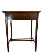 Wandtafel - Hout - antiek bijzettafeltje