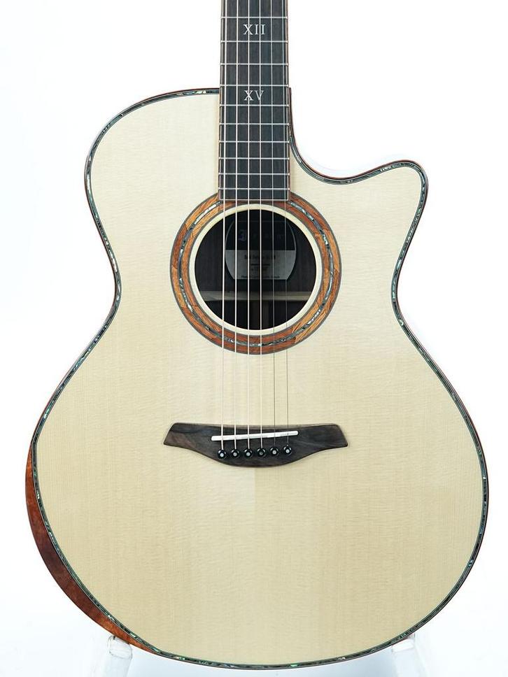 Furch Red Deluxe Gc-LR IRW Alpine Spruce 2024, Muziek en Instrumenten, Snaarinstrumenten | Gitaren | Akoestisch, Western- of Steelstringgitaar