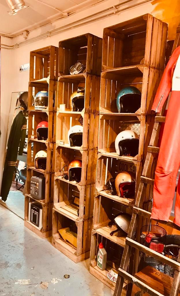 Op zoek naar een motorhelm die bij jóu past? Kom langs !, Motoren, Kleding | Motorhelmen, Dames, Heren, Kinderen, Nieuw met kaartje