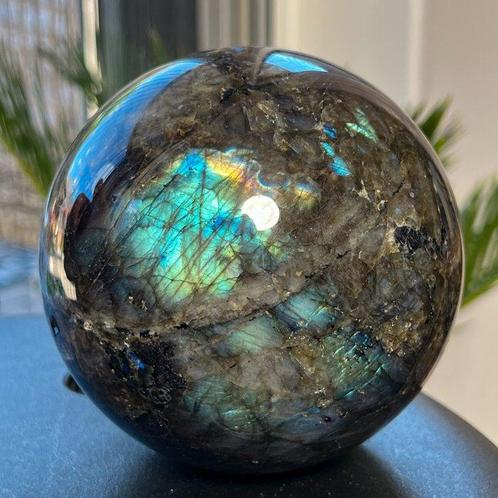 Fine good quality Labradorite Sphere Bol - Hoogte: 11.11 cm, Verzamelen, Mineralen en Fossielen